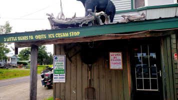 Bear Den Family Pub outside