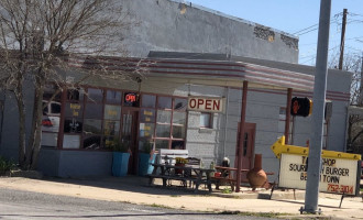 The Taco Shop outside