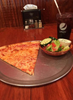 Vinny's Pizza food