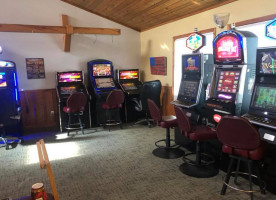 Highlead Saloon, Smokehouse, And Casino inside