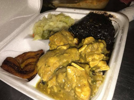 Caribbean Breeze Eatery food