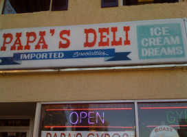 Papa's Deli outside