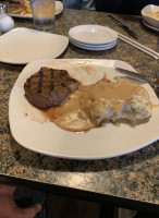 Maverick's Steakhouse food