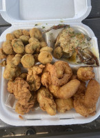 Ravenel Fresh Seafood food