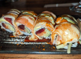 Umi Sushi And Lounge food