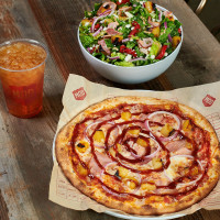 Mod Pizza food