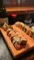 Sushi On Second food