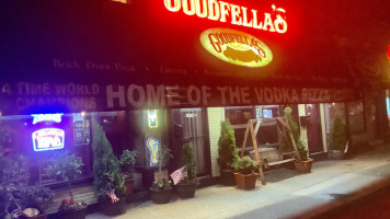 Goodfellows Pizza And Italian Specialties outside