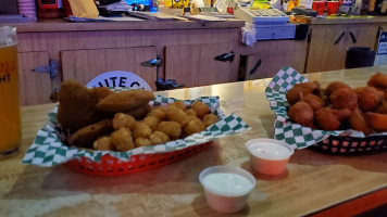 Wildhorse Saloon food