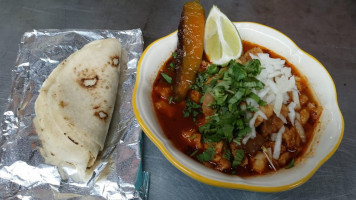 Food Truck, Taqueria La Bienvenida outside