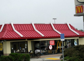 Mcdonald's outside