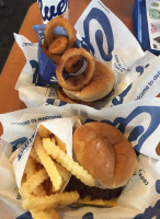 Culver’s inside