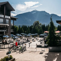 Rockford Wok Bar Grill - Revelstoke outside