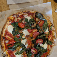 Blaze Pizza food