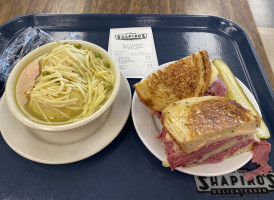 Shapiro's Deli Cafeteria food