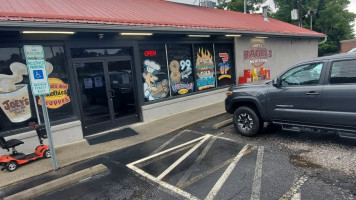 Joey's Bagels Hendersonville outside