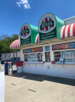 Rita's Italian Ice Frozen Custard outside