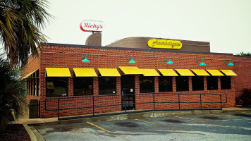 Ricky's Drive In West outside