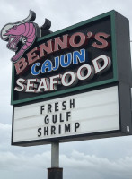 Benno's Cajun Seafood food