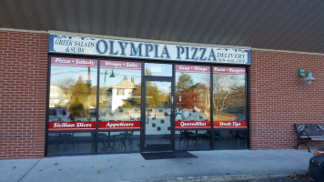 Olympia Pizza outside