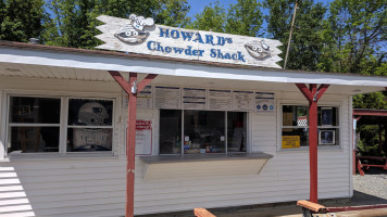 Howard's Chowder Shack outside