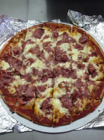 Buckeye Pizza Degraff food