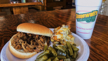 Stonewall's Bbq food