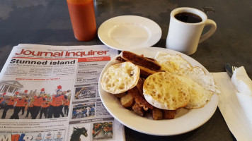 Alley Cat Diner food