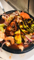 Mariscos Y Birria El Sinaloa menu