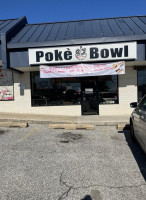 Poke Bowl outside