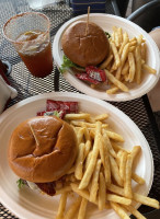 Marina Burgers food