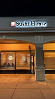 Sushi House inside