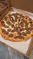 Jim's Pizza food