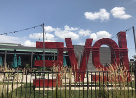 Mellow Mushroom St. Louis food