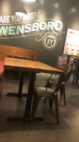 Mod Pizza inside