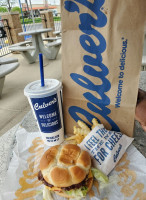 Culver’s inside