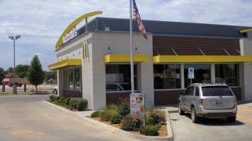 Mcdonald's outside