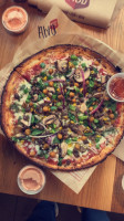 Mod Pizza food