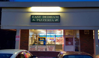 East Dedham Pizzeria outside