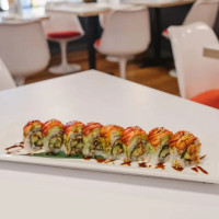 Sushi Rama-RiNo food