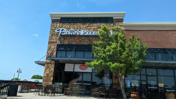 Palio's Pizza Cafe food