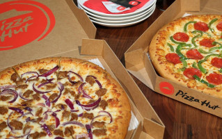 Pizza Hut food