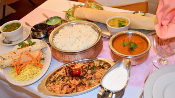 Himalayan Bistro food