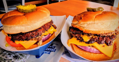 Culver’s inside