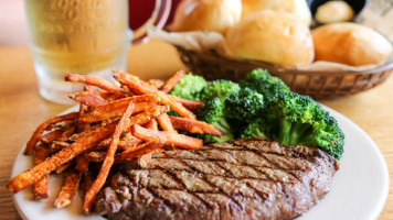 Logan's Roadhouse food