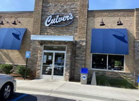 Culver’s outside