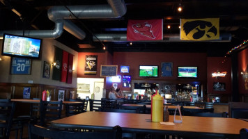 Sports Page Grill inside