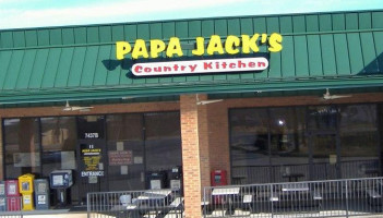 Papa Jack's Country Kitchen inside