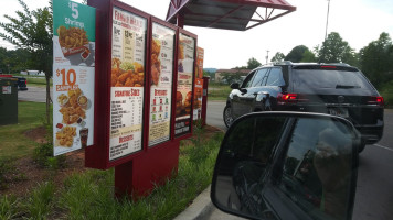 Popeyes Louisiana Kitchen food