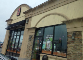 Biggby Coffee Dearborn Heights outside